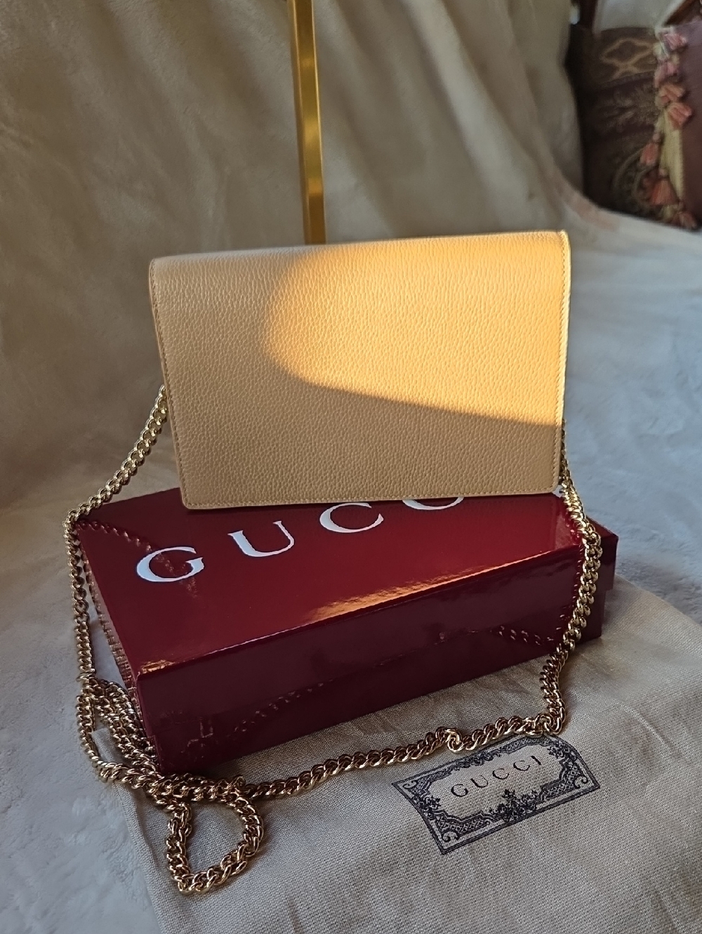Gucci Bi-Color Marmont Wallet On Chain - Picture 8 of 9
